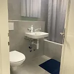 Apartment Cozy Close To Center And Train Station